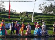 Fashion Show on The Sawah