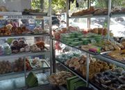 Lebih dari 40 Jenis Kue Basah, Beli 10 Biji Gratis 1 di PMS