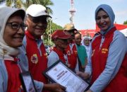 11 Lansia Terima Penghargaan Maestro Lansia Dari Bupati Jember