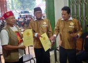 DPC Partai Emas Kab. Mojokerto Terima SK, Begini Harapan Ketua DPD Jatim