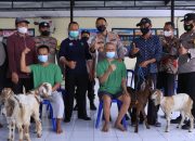 Kapolres Madiun Berikan Bantuan Sepasang Kambing Kepada Mantan ODGJ