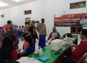 Polres Magetan Bagi Minyak Goreng Gratis Agar Warga Ikut Vaksin