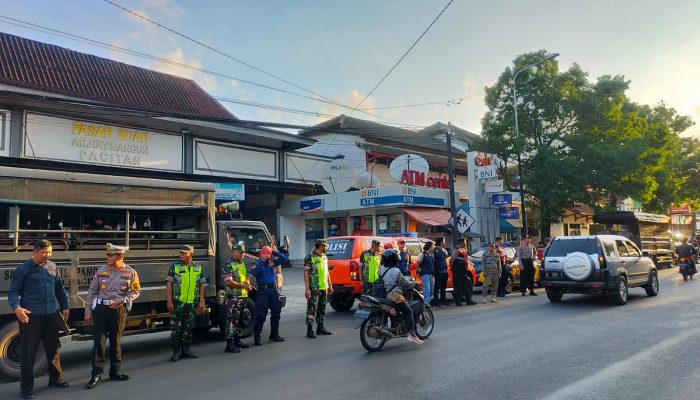 Kapolres Pacitan Apresiasi Masyarakat Kegiatan Suroan Aman dan Tertib