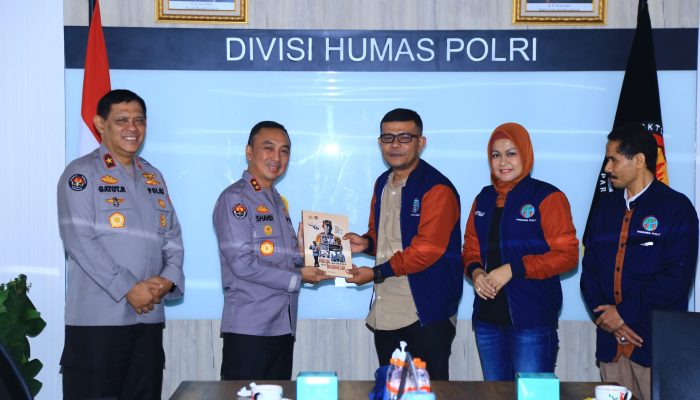 Siap Wujudkan Pemilu Damai, Kadiv Humas dan Iwo Perkuat Komitmen