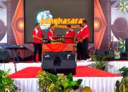 HUT Ke 23 SMAN Bandarkedungmulyo Ditandai Potong Tumpeng