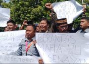 PWI dan IJTI di Nganjuk Gelar Demo Tolak RUU Penyiaran