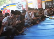 Polres Malang Bareng JSKK dan PK3 Gelar Doa Bersama di Pintu 13 Stadion Kanjuruhan