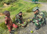 Satgas Yonif 509 Kostrad Rutin Laksanakan Rosita: Kurangi Beban Pedagang dan Bantu Kebutuhan Prajurit