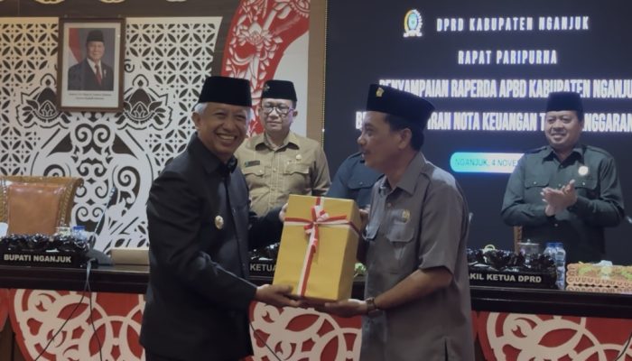 Rapat Paripurna DPRD Nganjuk: Pj Bupati Ungkap Rancangan APBD 2025 Beserta Nota Keuangan