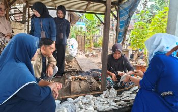 SIG Pabrik Tuban Dorong Pertumbuhan Perekonomian Lokal,  Wujudkan Puluhan UMKM di Desa Glondonggede