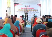 Rumah Nyaris Roboh Disulap Layak Huni, Kapolres Kediri Serahkan Kunci Hasil Bedah Rumah