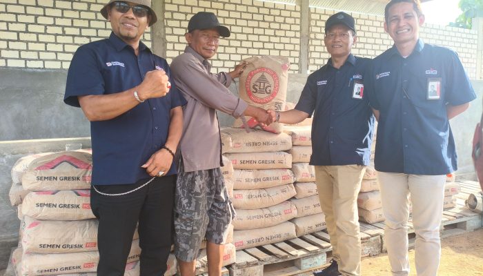 Dukung Program Ketahanan Pangan, SIG Pabrik Tuban Perkuat Infrastruktur  Pertanian Kelompok Tani